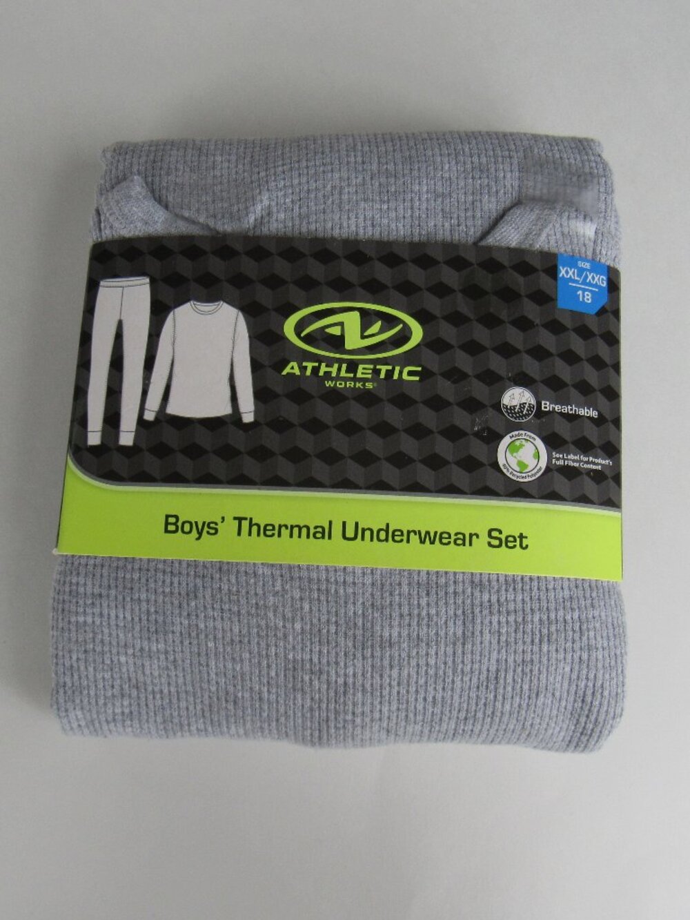 NEW BOYS TWO-PIECE THERMAL UNDERWEAR SIZE XXL (18)